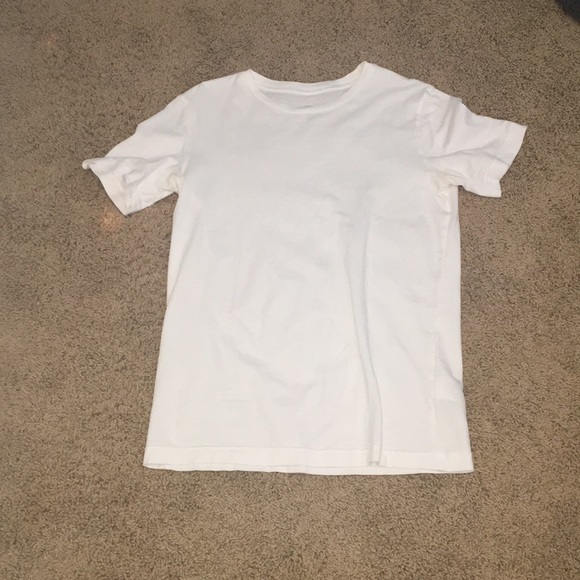 H&M Tops Basic White Tee Poshmark